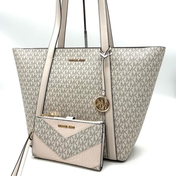 Michael Kors Pratt Large Signature Logo Tote Bag & Double Zip Wallet (NWT) - Picture 2 of 13